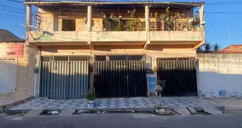 Sobrado Para Vender com 4 quartos no bairro Jereissati em Maracanaú