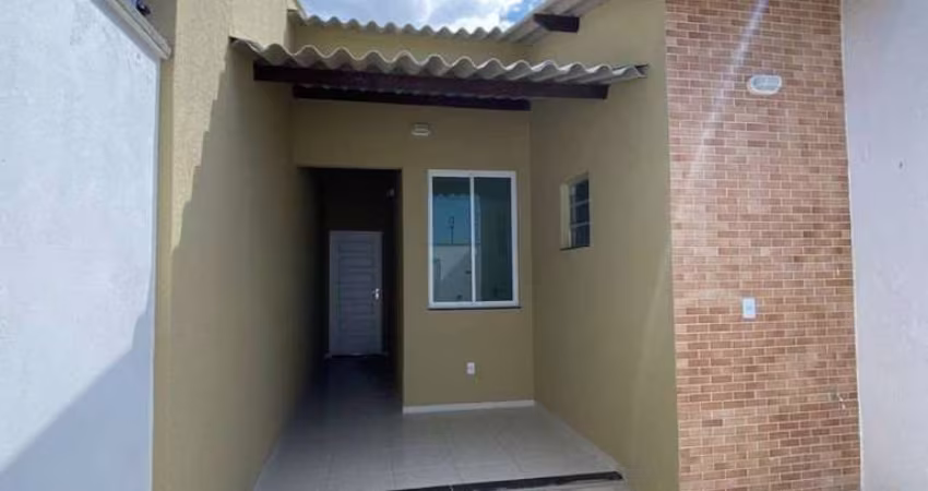 CASA PLANA COM 2 QUARTOS SENDO 1 SUITE EM MARACANAU