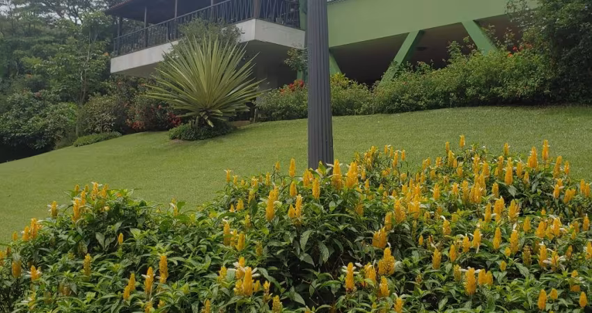 Belíssima Propriedade a venda no Samambaia!