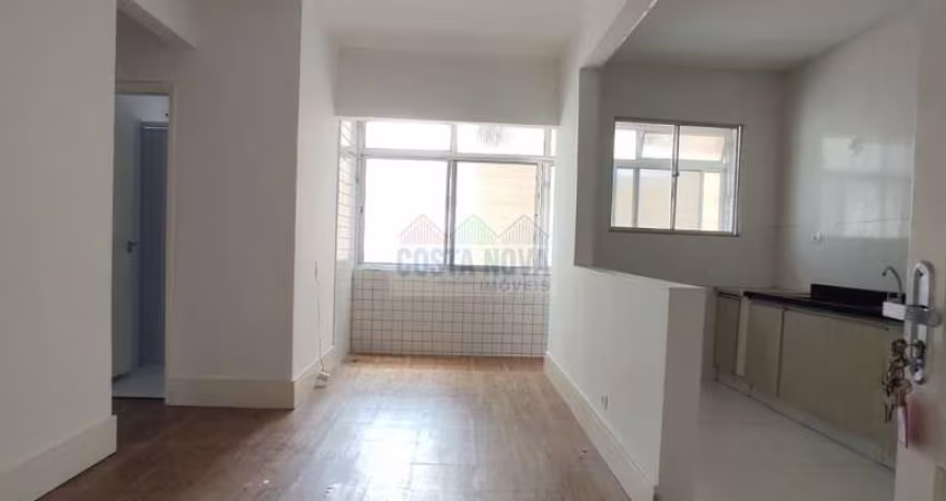 Apartamento com 60m² à venda ou para locação, 2 quartos e vaga para sua comodidade em Praia Grande