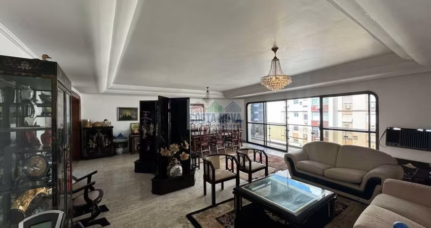 Apartamento com 4 quartos sendo 2 suítes,  4 banheiros, 2 vagas, 1 Apartamento por andar, Gonzaga