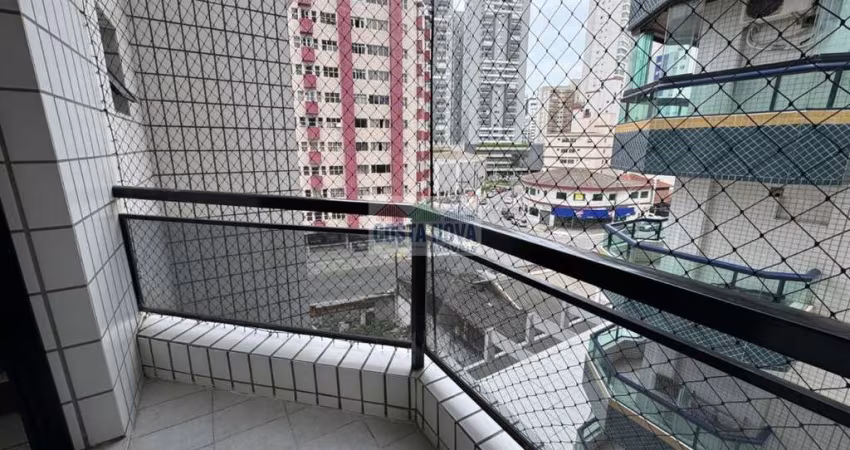 Apartamento com 1 quarto, 1 banheiro, 1 vaga de garagem. Bairro Guilhermina