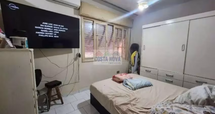 Apartamento a venda com 1 quarto, 1 banheiro, 1 vaga. Bairro José Menino, Santos