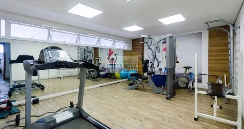 Apartamento com 3 quartos sendo 1 suíte, 3 banheiros, 2 vagas demarcadas, bairro Marapé