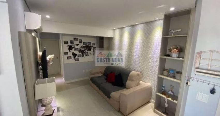 Apartamento com 3 dormitórios sendo 2 suítes, 3 banheiros, 2 vagas, bairro Itararé, São Vicente