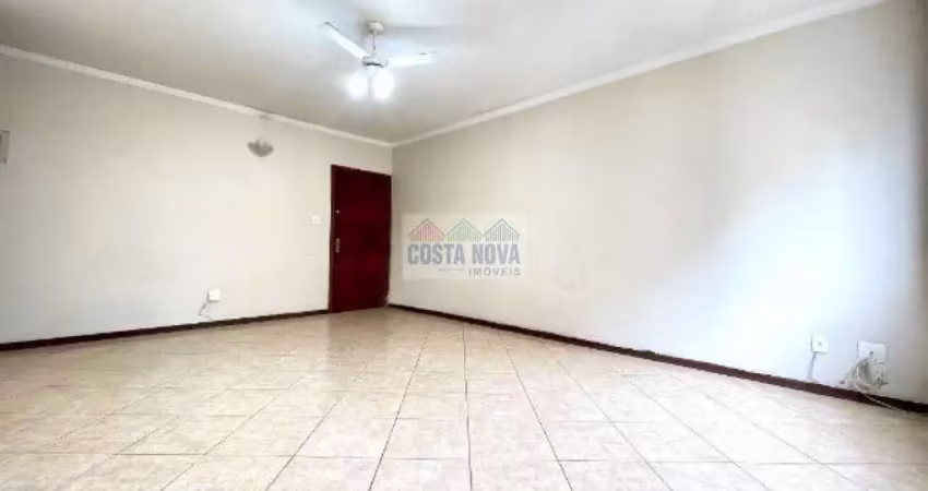 Apartamento com 2 quartos sendo 1 suíte, 3 banheiros, 1 vaga, 110 m².  frente para praia do gonzaga