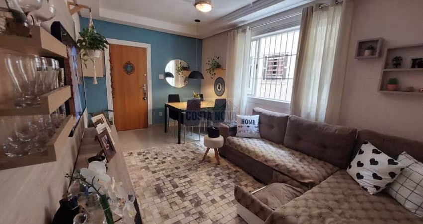 Apartamento de 83m² com 3 quartos, sendo 1 com sacada e closet no Bairro Embaré em Santos