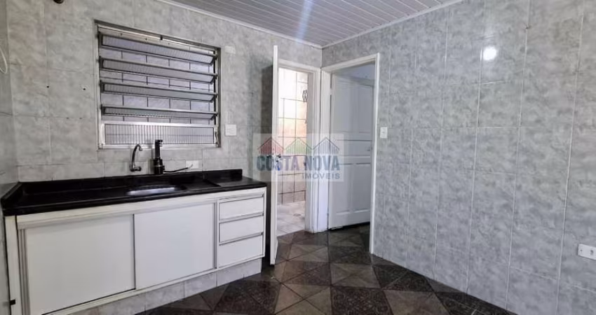 Casa com 143m² , 2 quartos e 3 vagas de garagem na Aviação em Praia Grande - SP