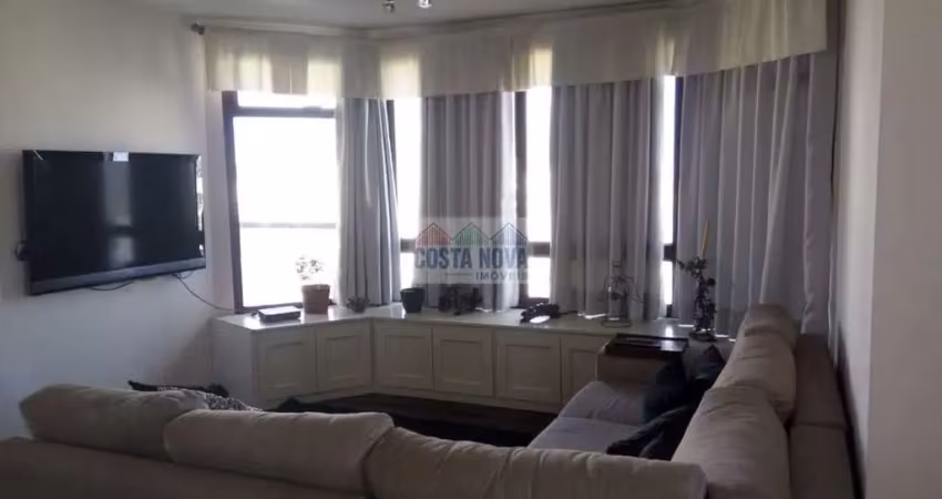 Apartamento sofisticado de 212m², 4 suítes e 3 vagas na vila mariana