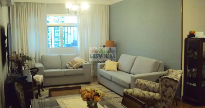 Linda cobertura com piscina, ponta da praia, 3 quartos (2 suítes), dependencia para empregados