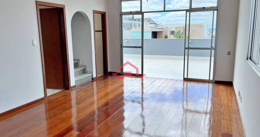 Cobertura para locação com 03 quartos, 01 suíte, 01 área externa ampla, e 01 vaga de garagem, bairr