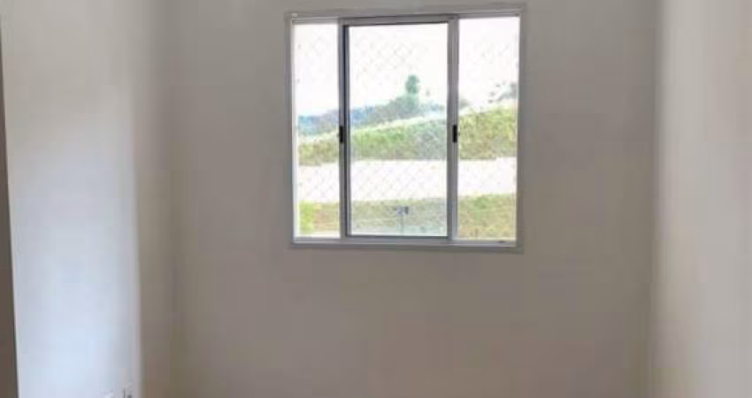 Apartamento à venda em Cotia-SP, Jardim Petrópolis: 2 quartos, 2 salas, 1 banheiro, 1 vaga de garagem!