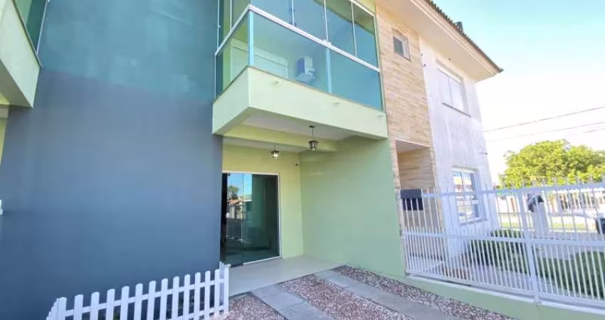 Seu novo lar na praia espera por você: Um duplex completo e cheio de estilo em Tramandaí!