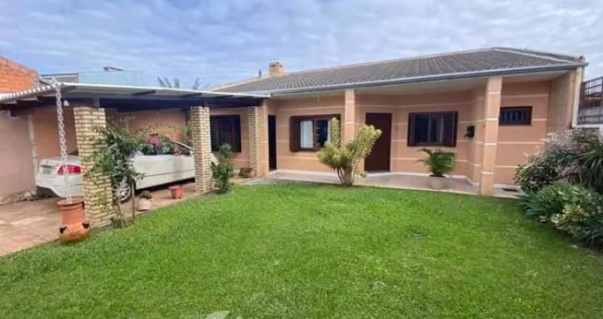 Ótima Casa de 02 dormitórios a venda em Tramandaí - próximo a UPA e a nova delegacia
