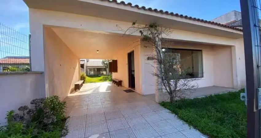 Oportunidade única: 2 casas no mesmo terreno, espaço e conforto para toda a família!