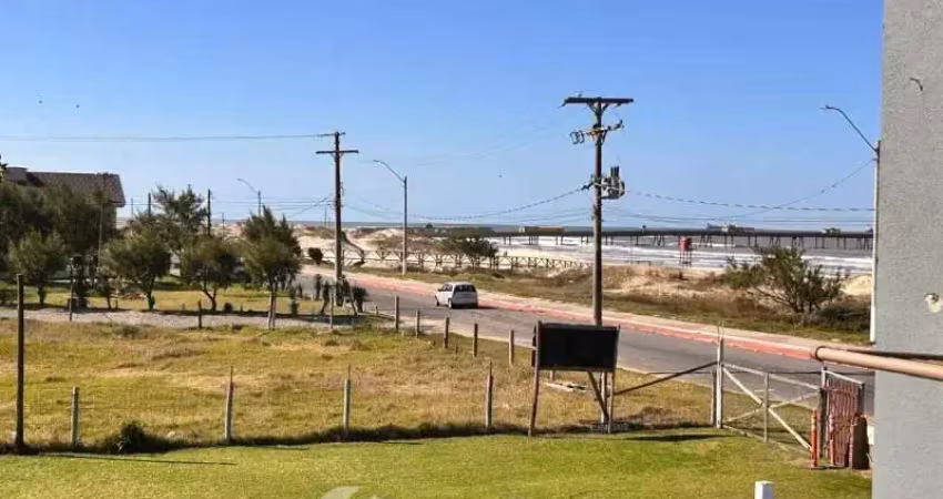 Lindo  apartamento, mobiliado à beira-mar em tramandaí à venda!