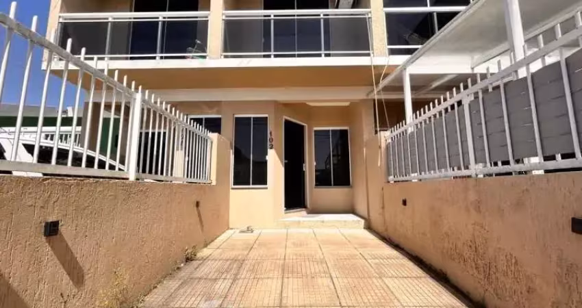 Sobrado geminado para aluguel anual, conforto, praticidade e ótima localização