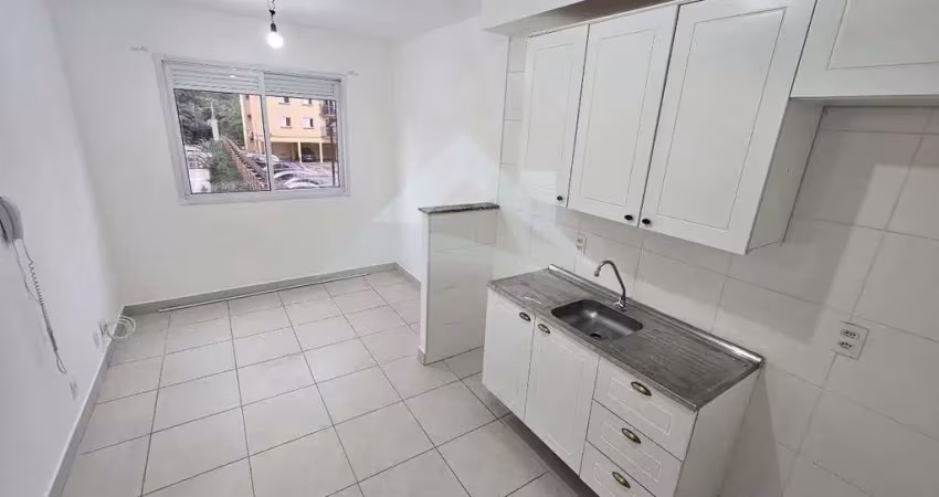 2 quartos, sala, cozinha e banheiro, dentro do horto do ype.