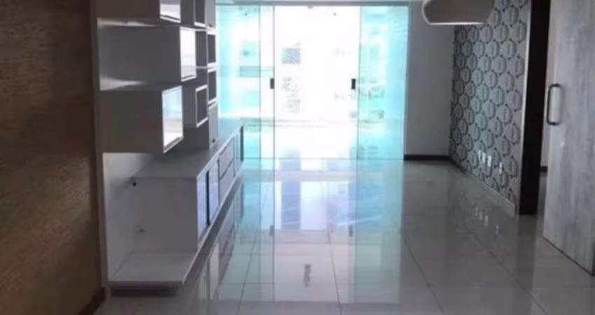 Apartamento alto padrão na Glória