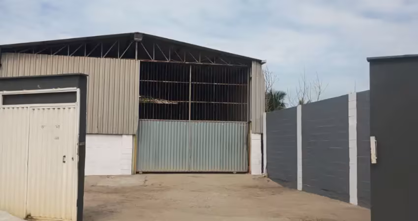 Barracão / Galpão / Depósito com 2 salas para alugar na Avenida Governador Geremias Mattos Fontes, Barreto, Macaé