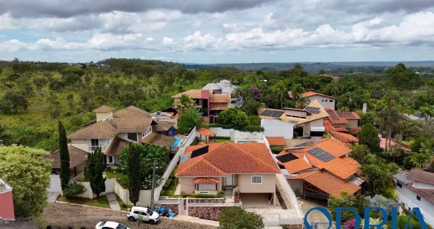Casa Desocupada com habite-se Condomínio Ville de Montagne - Jardim Botânico