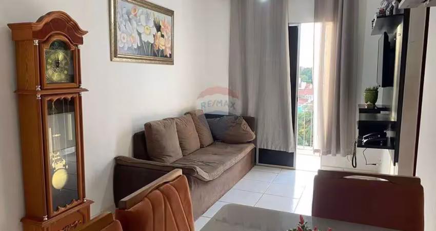 Apartamento 54m2 com 2 quartos, sacada, 1 vaga coberta no Parque dos Bandeirantes