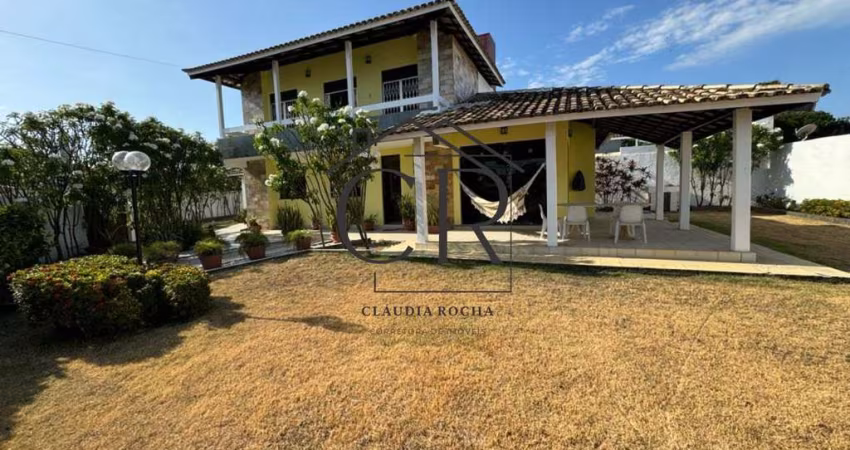 Impecável casa em alameda fechada no coração de Vilas do Atlântico