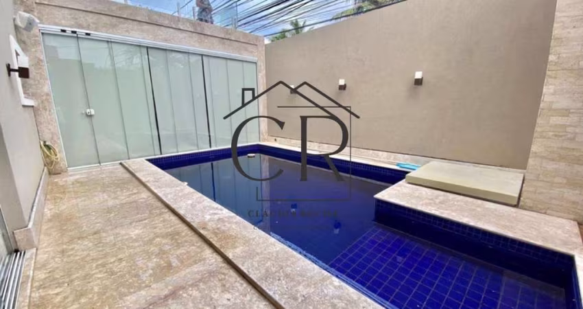 Magnífica casa em condomínio fechado, ao lado de Vilas do Atlântico!