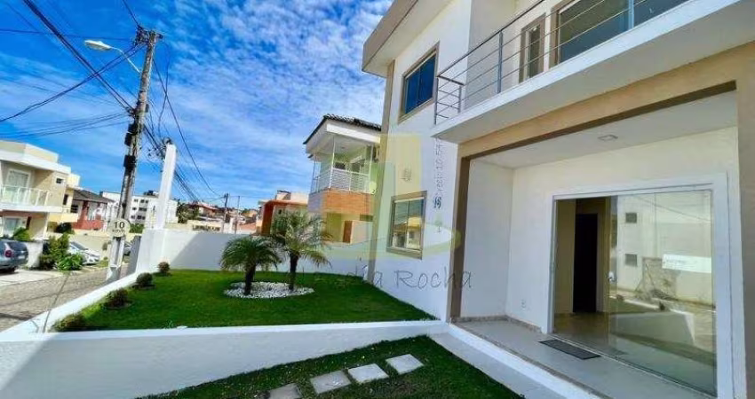 Linda casa do Recreio de Ipitanga!