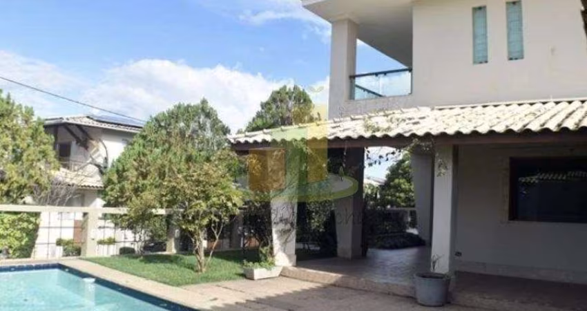 LINDA CASA DUPLEX COM EXCELENTE LOCALIZAÇÃO