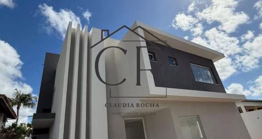 A 100m da praia em Vilas do Atlântico! Venha conferir!!!