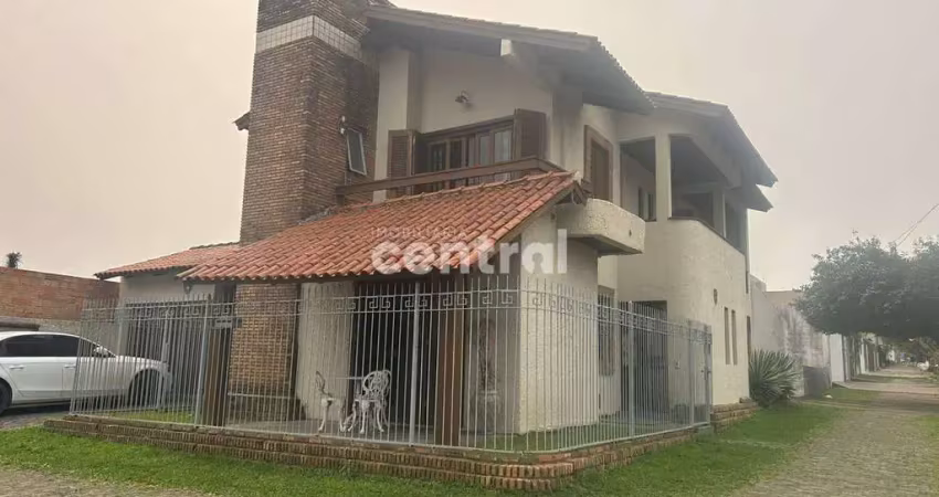 Casa 3 dormitórios de esquina