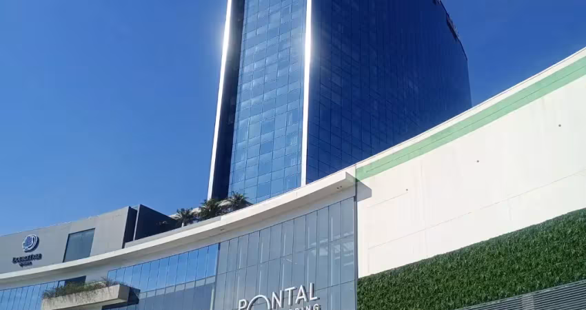 Sala comercial com 1 sala para alugar na Avenida Padre Cacique, 2893, Praia de Belas, Porto Alegre