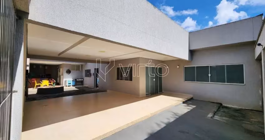 Casa com 3 quartos à venda na Rua 4, 1, Parque Atheneu, Goiânia