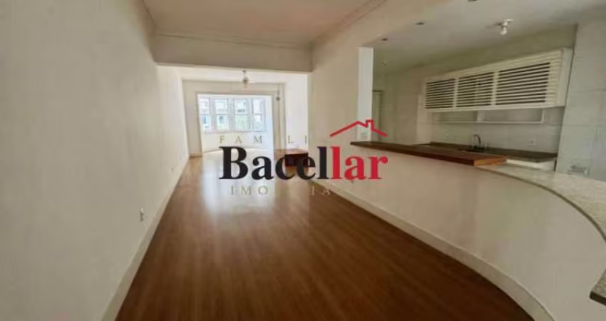 Apartamento com 3 quartos à venda na Avenida Nossa Senhora de Copacabana, Leme, Rio de Janeiro