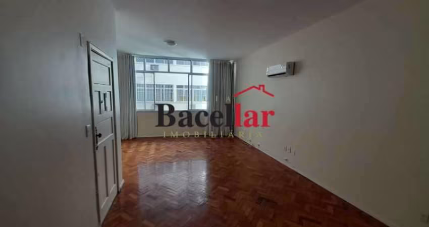Apartamento com 3 quartos para alugar na Rua Prudente de Morais, Ipanema, Rio de Janeiro