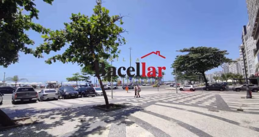 Kitnet / Stúdio à venda na Avenida Atlântica, Copacabana, Rio de Janeiro