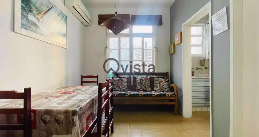 Kitnet 1 Quadra do mar, 1 Dormitório à Venda na Pitangueiras no Guarujá | QVista Inteligência Imobi