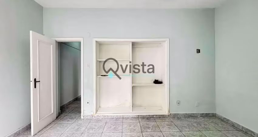 Kitnet na quadra da praia à venda na pitangueiras no guarujá, sp | qvista inteligência imobiliária