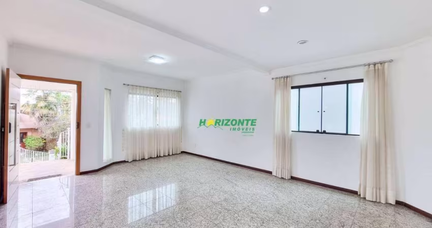 Casa com 4 dormitórios à venda no bairro Urbanova - São José dos Campos/SP