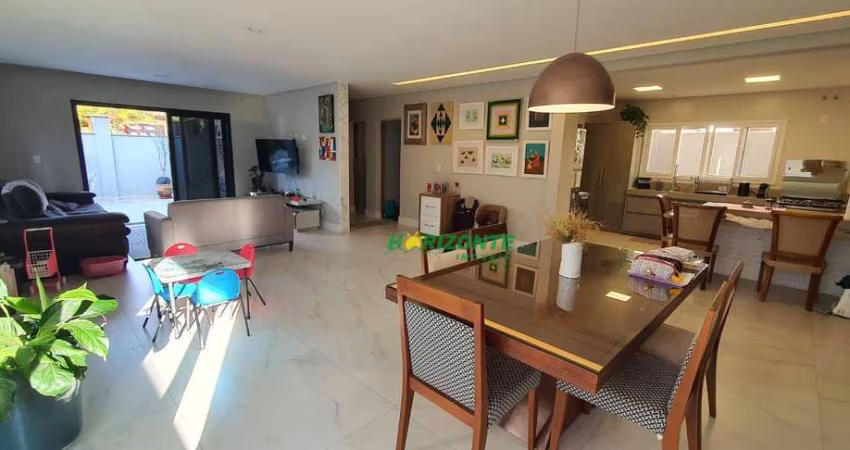Casa com 4 dormitórios, 270 m² - Jardim das Colinas - São José dos Campos/SP