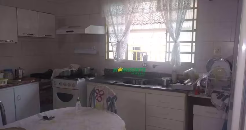 Casa à venda, 250 m² por R$ 690.000,00 - Jardim Satélite - São José dos Campos/SP