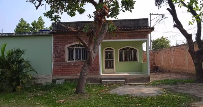Casa para Venda em Itaboraí, Manilha, 3 dormitórios, 1 suíte, 3 banheiros, 2 vagas