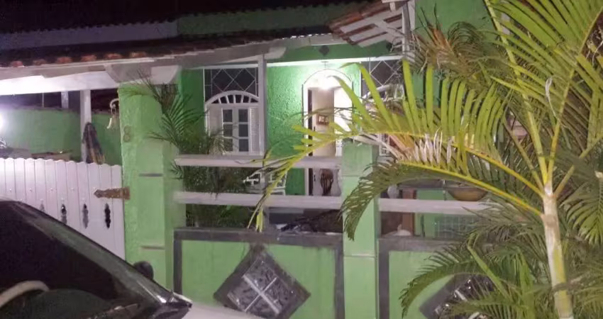 Casa em Condomínio para Venda em São Gonçalo, Marambaia, 2 dormitórios, 2 banheiros, 3 vagas
