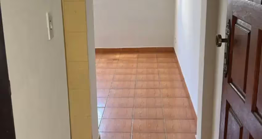 Apartamento com 2 quartos para alugar na Rua Indaiaçu Leite, 128, Inhaúma, Rio de Janeiro