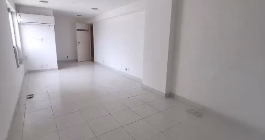 Sala comercial com 1 sala para alugar na Avenida Dom Hélder Câmara, 5200, Cachambi, Rio de Janeiro