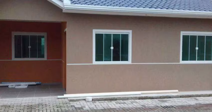 Ref:.r-262 ótima residência localizada no balneário solimar!