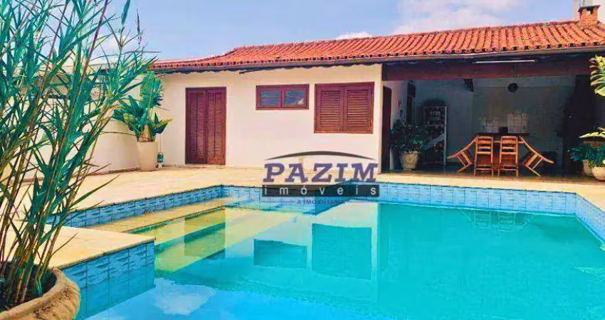 Casa com 3 dormitórios à venda, 237 m² - Jardim Itália - Vinhedo/SP