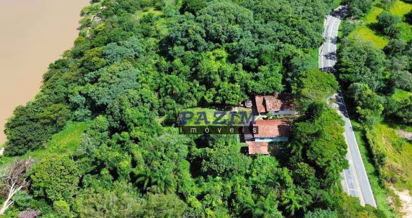 Terreno comercial à venda na Avenida Frank Swalles, Cachoeira, Vinhedo