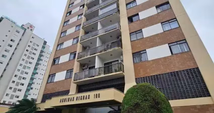 Apartamento com 3 quartos para alugar no Victor Konder, Blumenau 